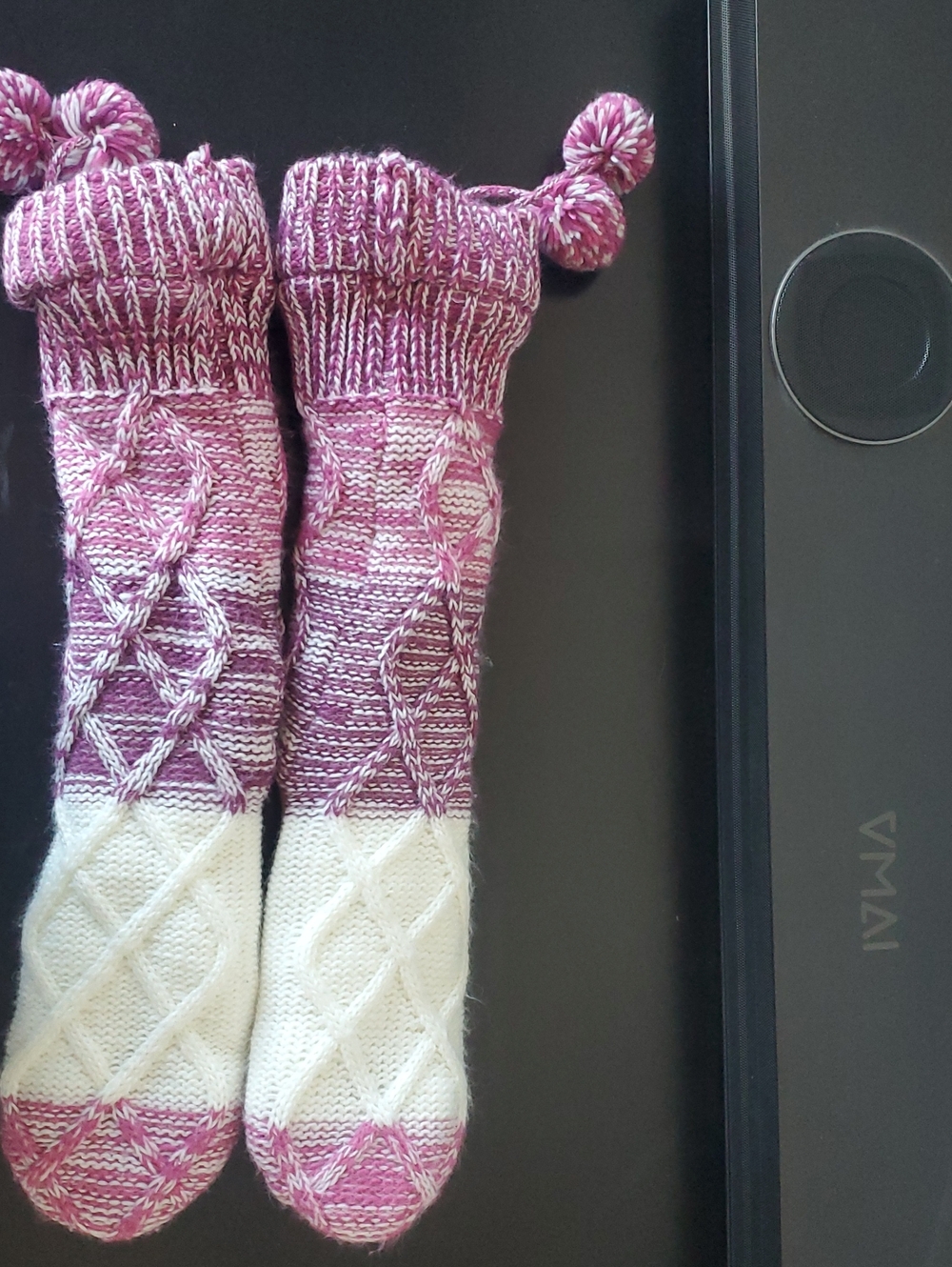 Jane and Bleecker Pink and White Knit Pom-Pom Slipper Socks